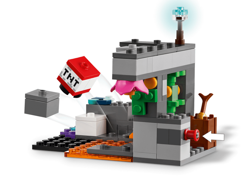 Конструктор LEGO Minecraft Зустріч із Боронителем фото